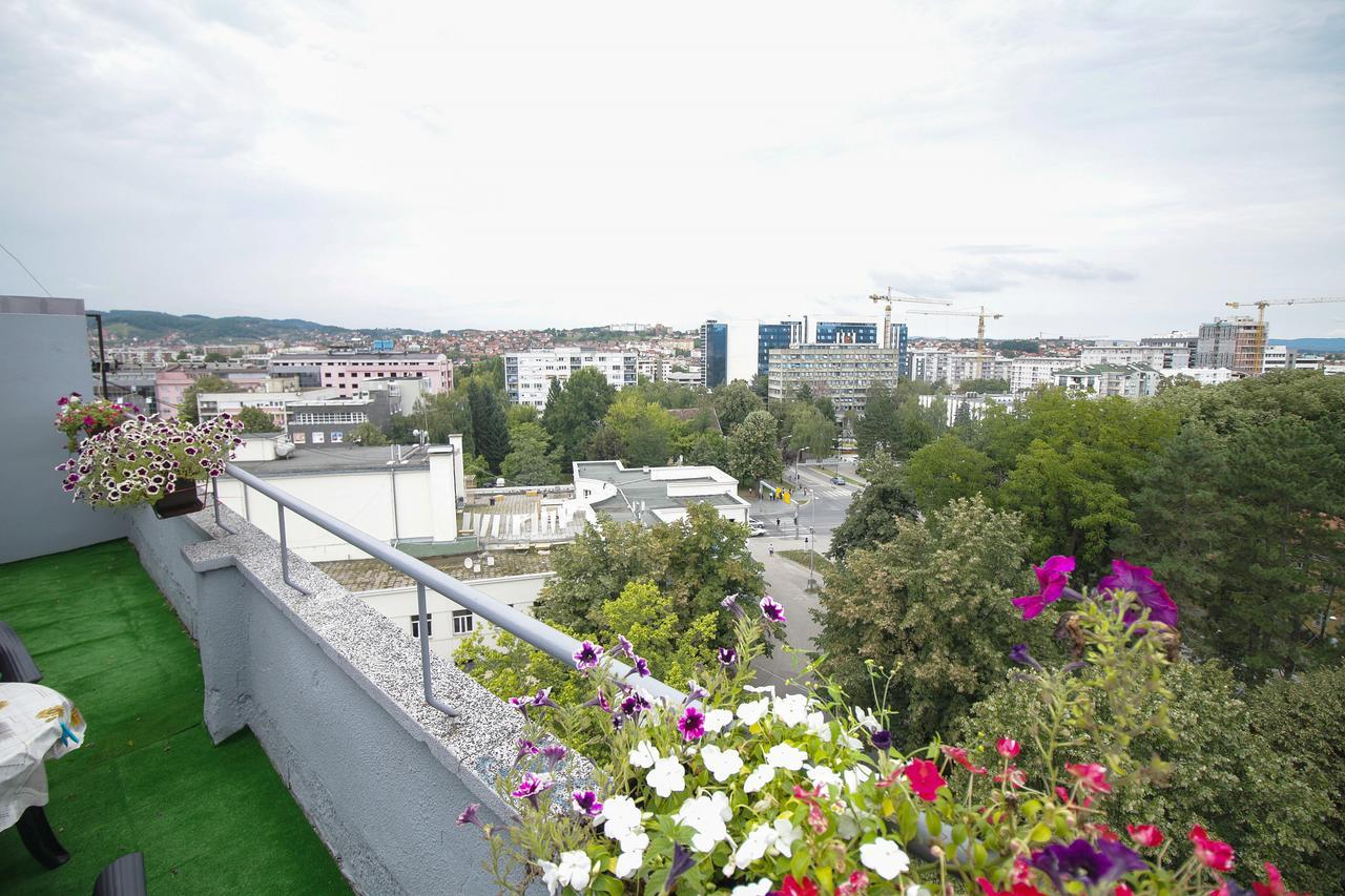 Apartman Penthaus U Strogom Centru Banja Luke Баня-Лука Екстер'єр фото